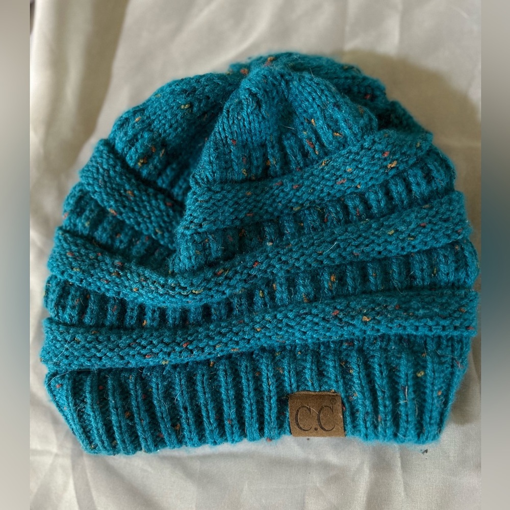 Turquoise confetti C.C.beanie